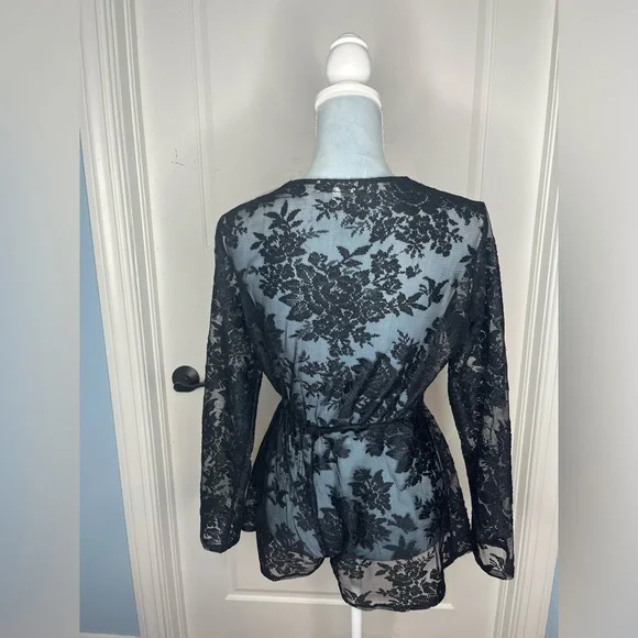 Rat & Boa Lace Romper - Picture 5 of 6